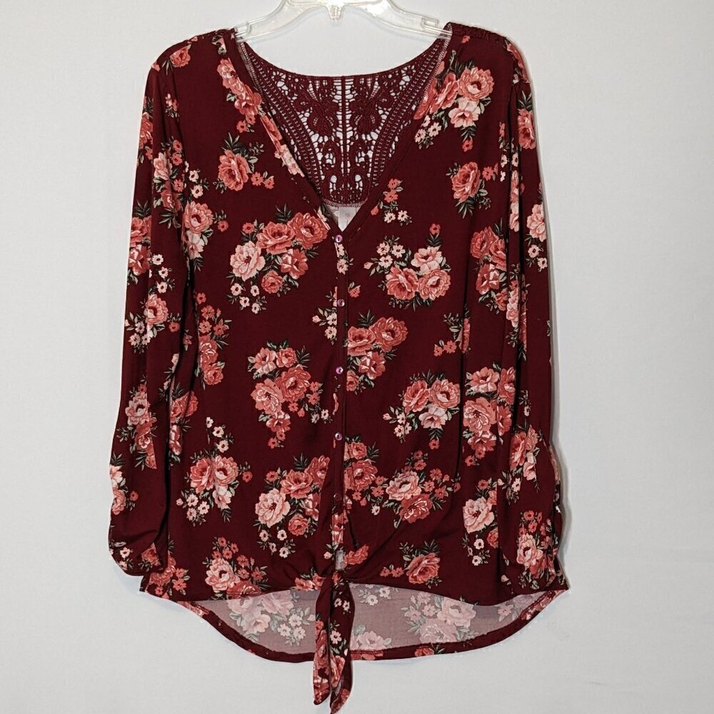 NO BOUNDARIES Burgundy Floral Pullover Knit Top; Faux Buttons; Lace; Size XXL